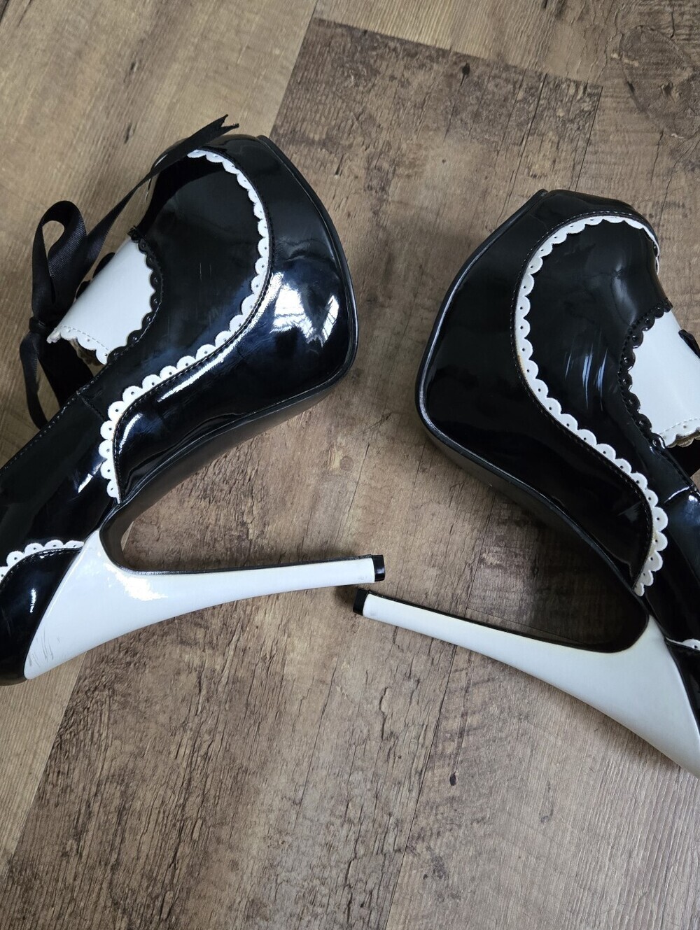 Bordello Teeze-01 Black And White High Heel Platform Pumps Shoes - Picture 5 of 16